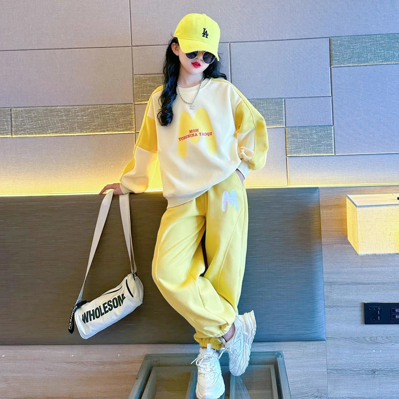 女童秋季套装2023新款网红多巴胺显白夏装大童女孩春秋高级感童装