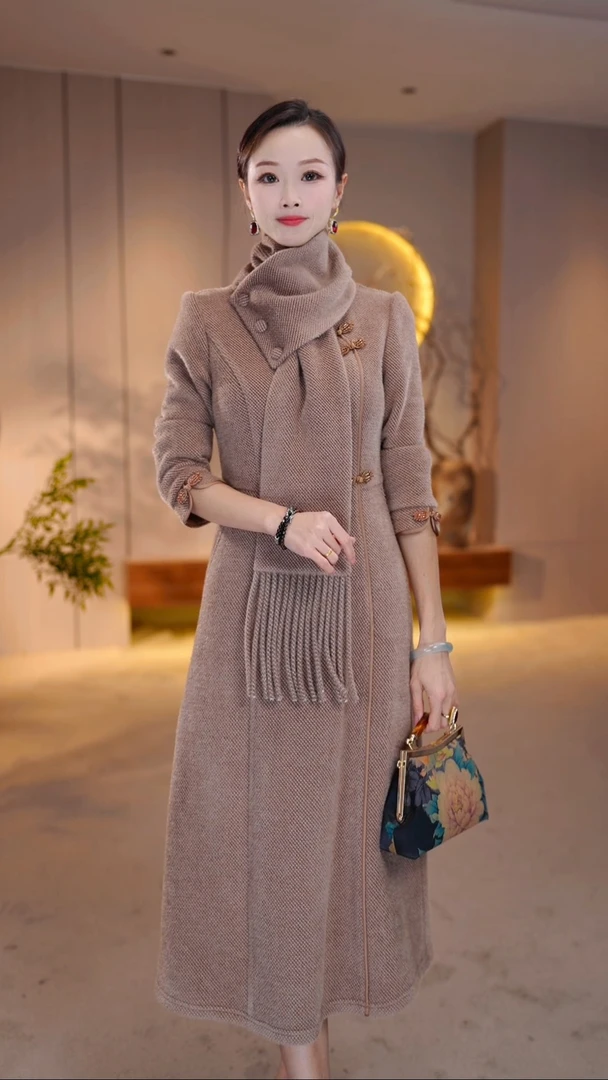 绒面秋冬新款气质加厚修身遮肉大码新中式妈妈装连衣裙Z10069