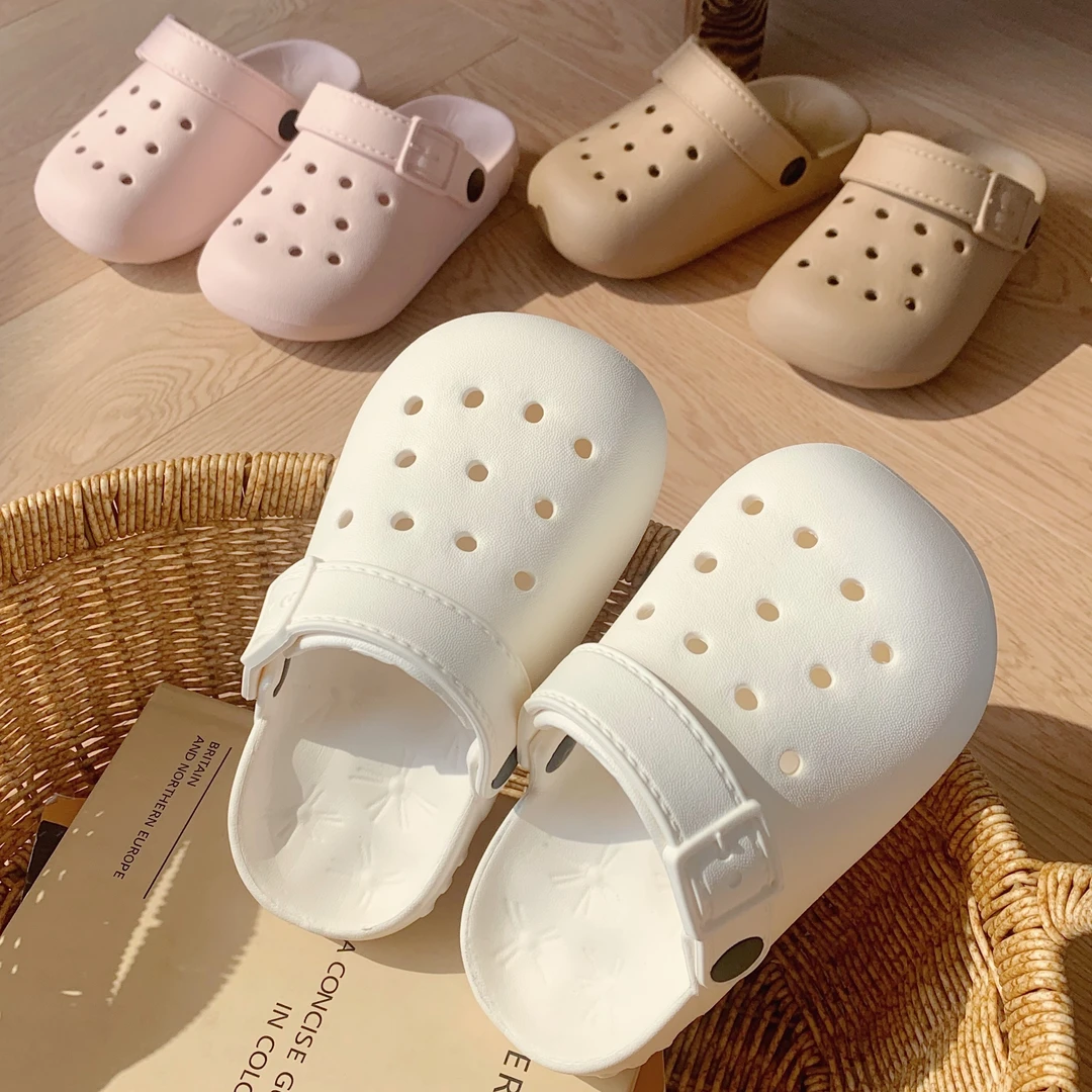 细细条 休闲简约风ins纯色洞洞鞋男童女童外穿防滑夏季凉拖鞋女