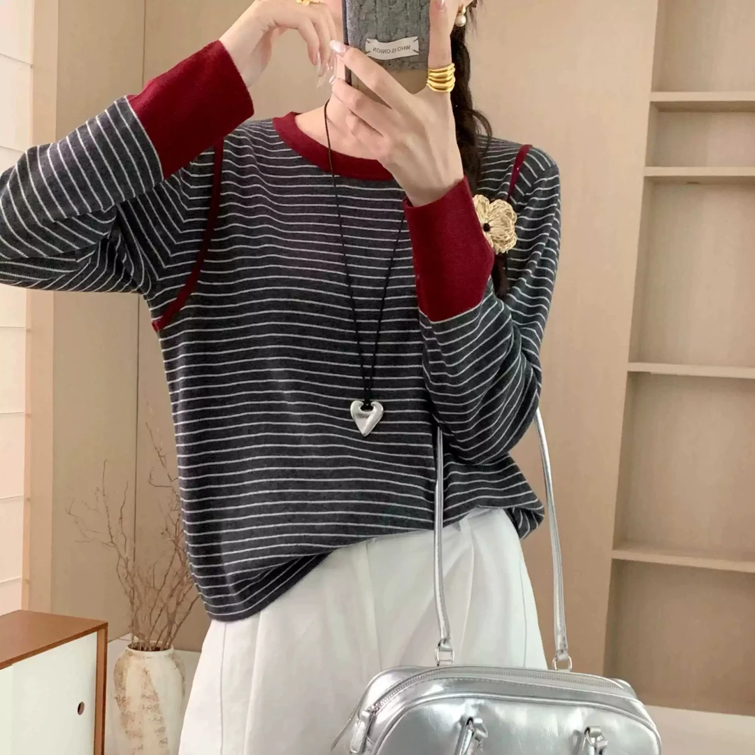 撞色细条纹长袖t恤女新款时尚洋气套头内搭针织衫上衣潮打底衫