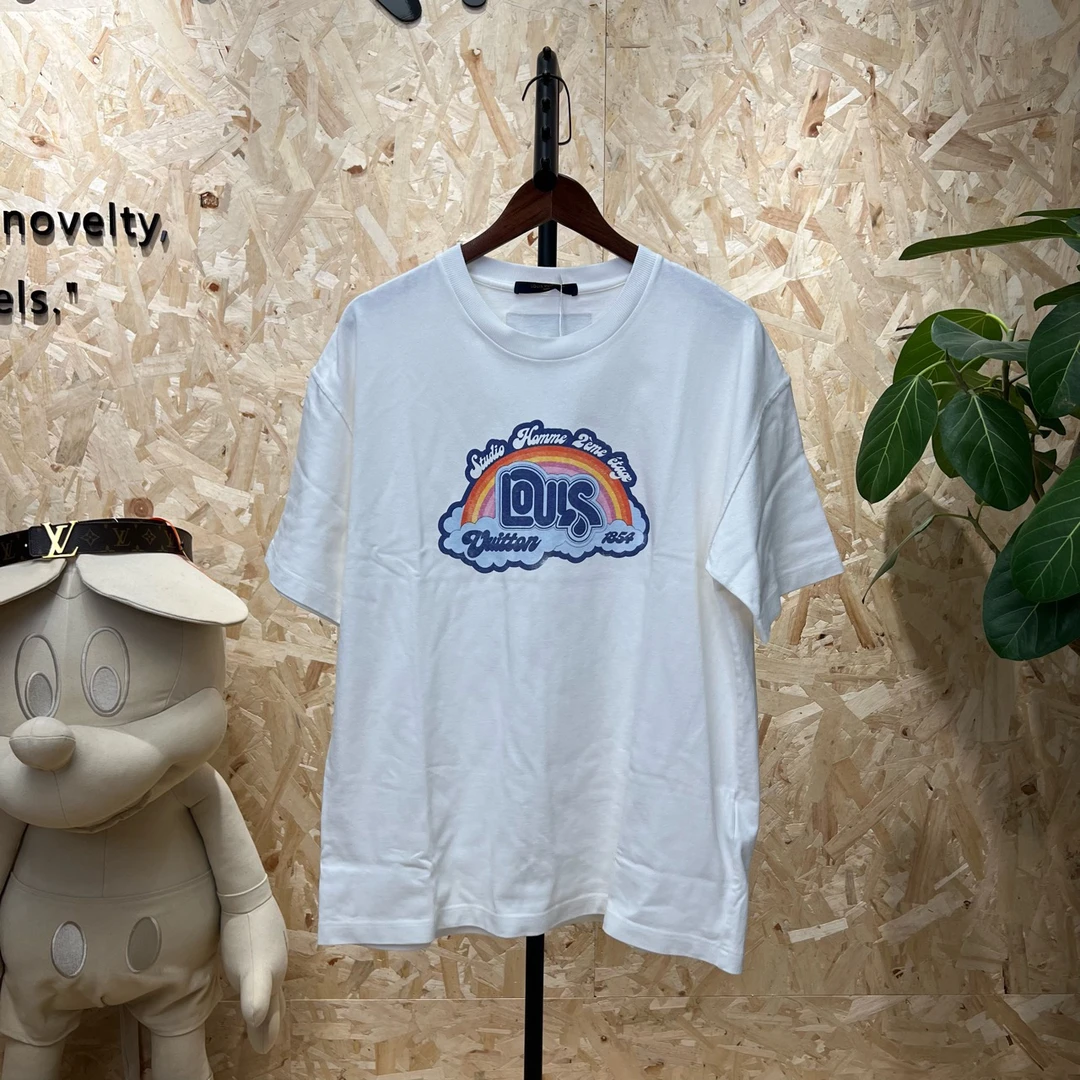 99新 LouisVuitton/路易威登 彩虹字母logo短袖 XL码 ys000054