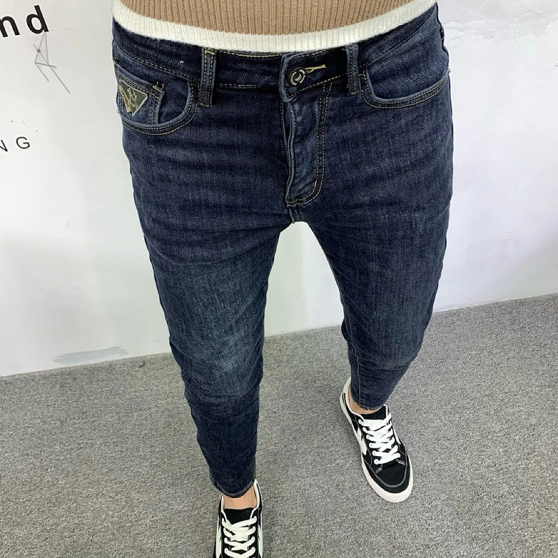 2025年新款弹力牛仔裤男秋季潮流韩版高端刺绣蓝灰色修身百搭裤子