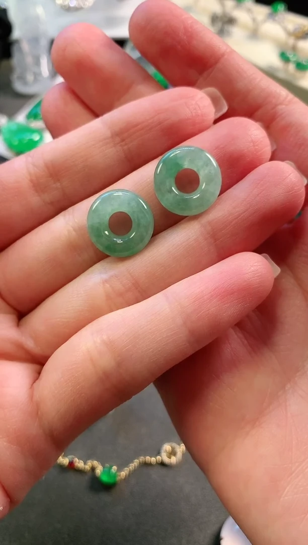 【闪购商品】翡翠耳饰未镶嵌耳饰