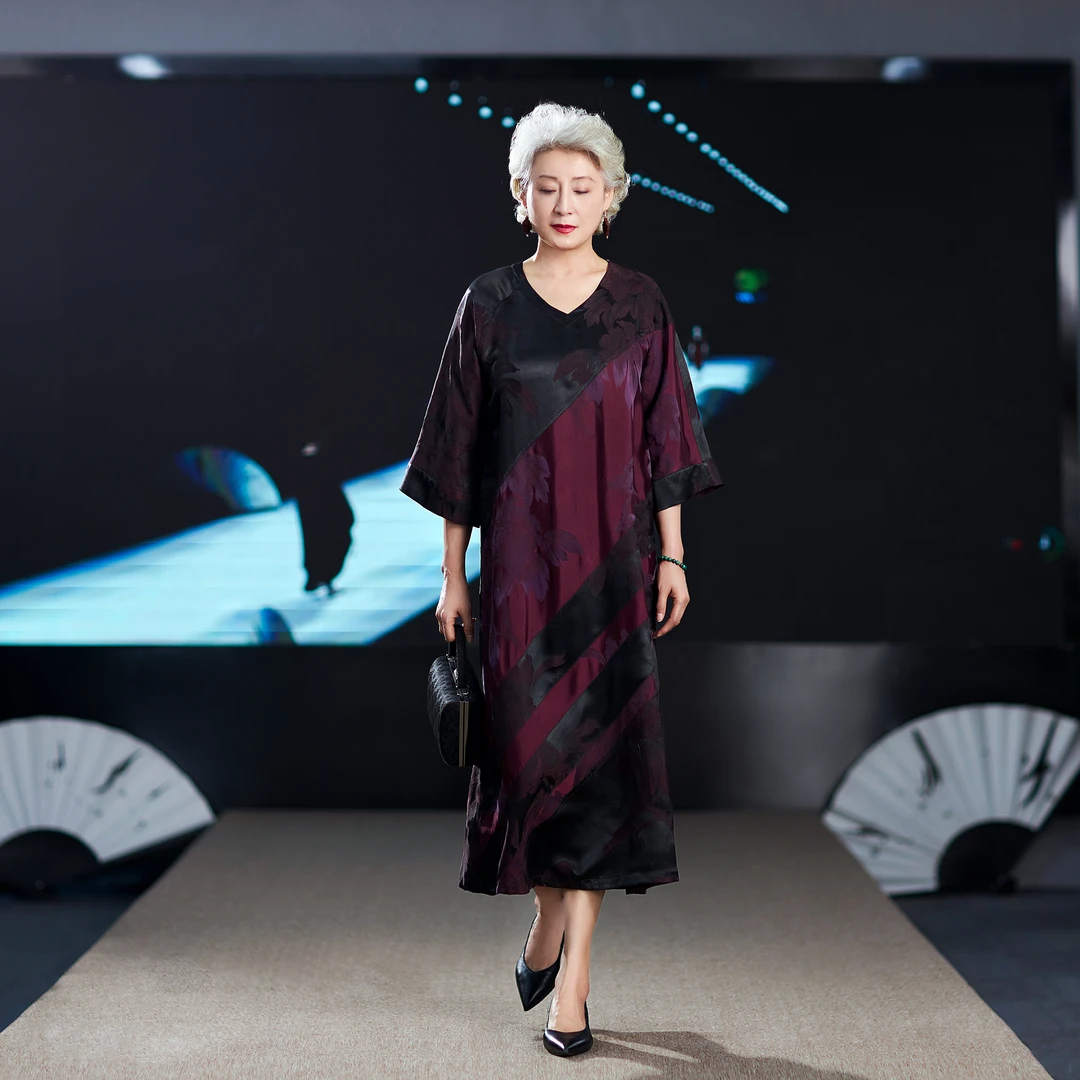 【万象有衣】紫牡丹-高端女装设计师款香云纱连衣裙6152