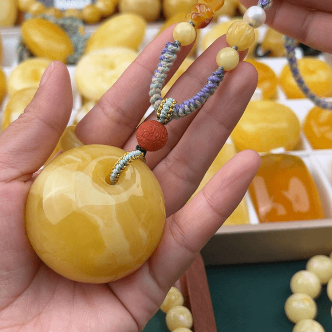 【闪购商品】琥珀裸石未镶嵌开****8