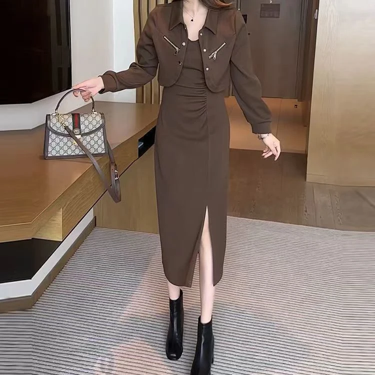 【2135】初秋连衣2024新款早秋连衣裙女洋气短款显瘦两件套修身收腰