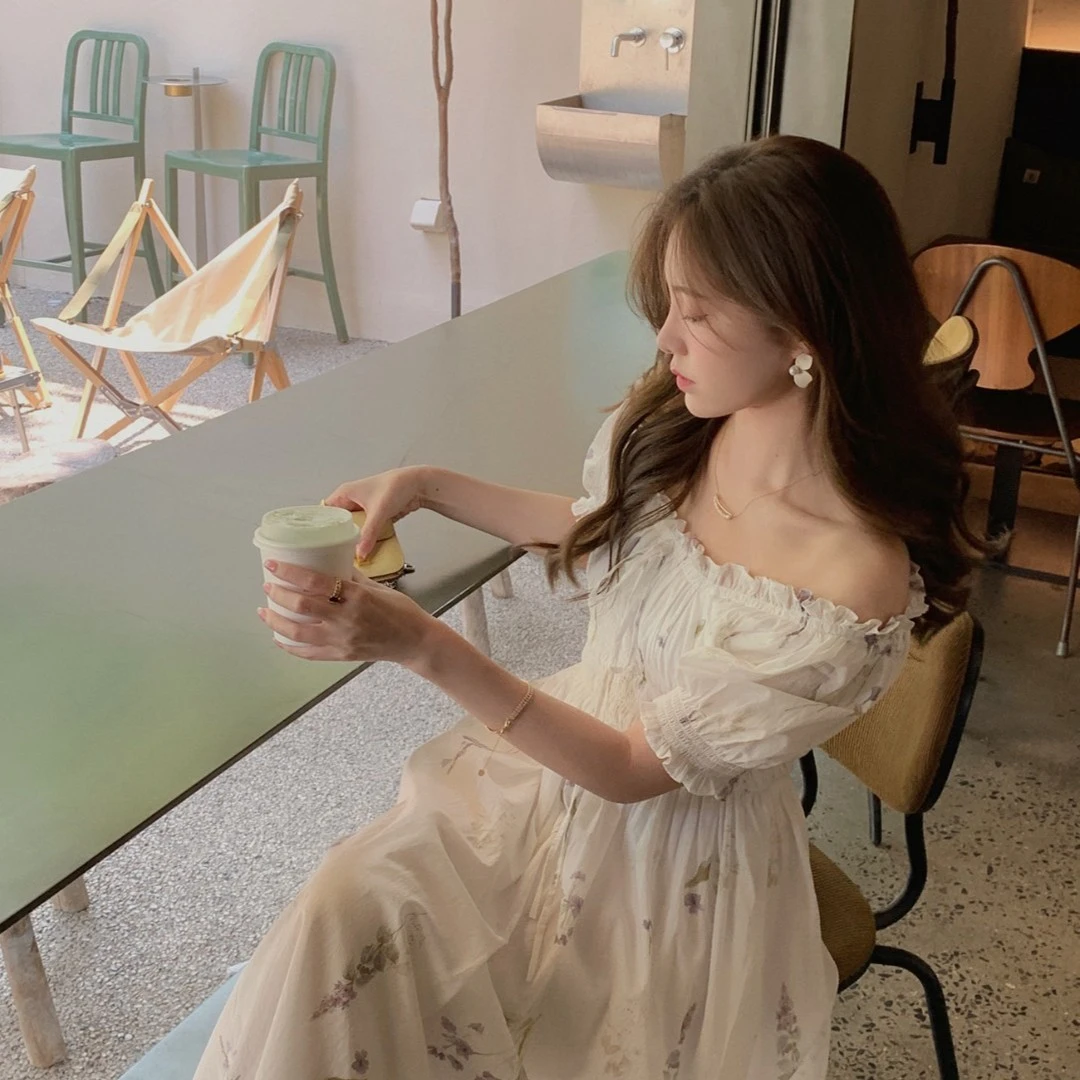 ASM ANNA◆罗马花市~A10119法式拼接感花瓣边方领碎花连衣裙女