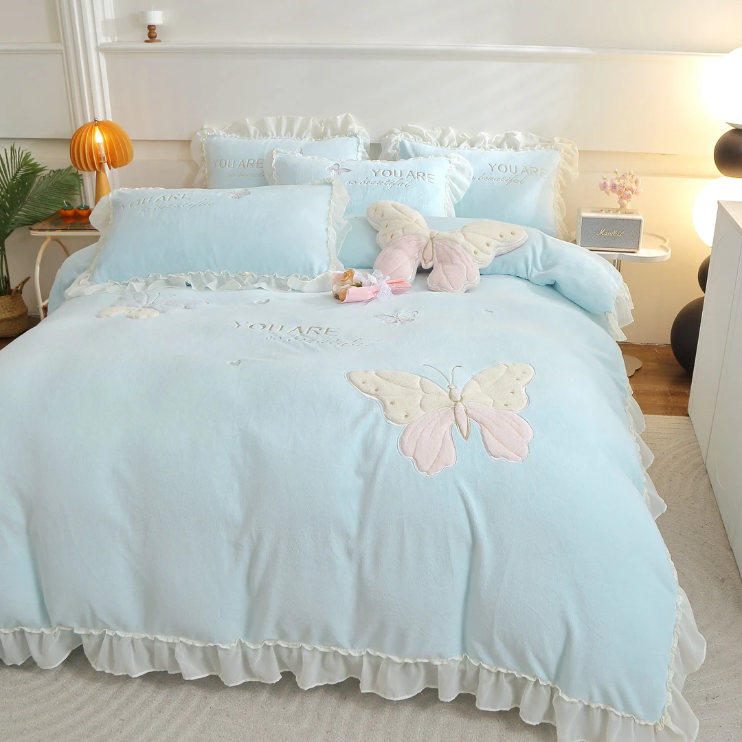 轻奢系高档精梳加厚加密丽绵绒可爱刺绣保暖绒四件套 幻蝶梦境