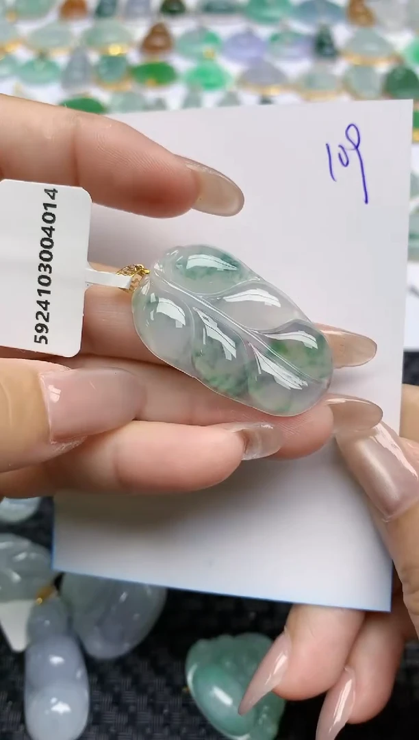 【闪购商品】翡翠颈饰18K金镶嵌天然A货翡翠 109
