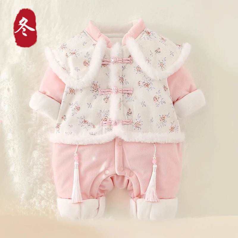 婴儿冬装棉衣女宝宝冬季保暖连体衣新生儿中式外出抱衣爬服加厚