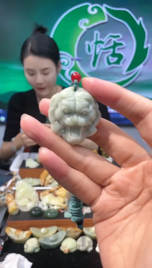 【闪购商品】岫玉吊坠未镶嵌·