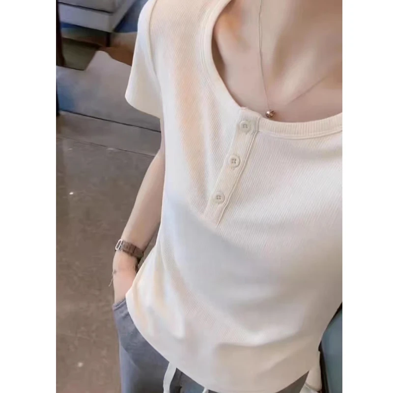 8858#简约扣子短袖t恤女2024夏新百搭显瘦内搭时尚正肩上衣女ins