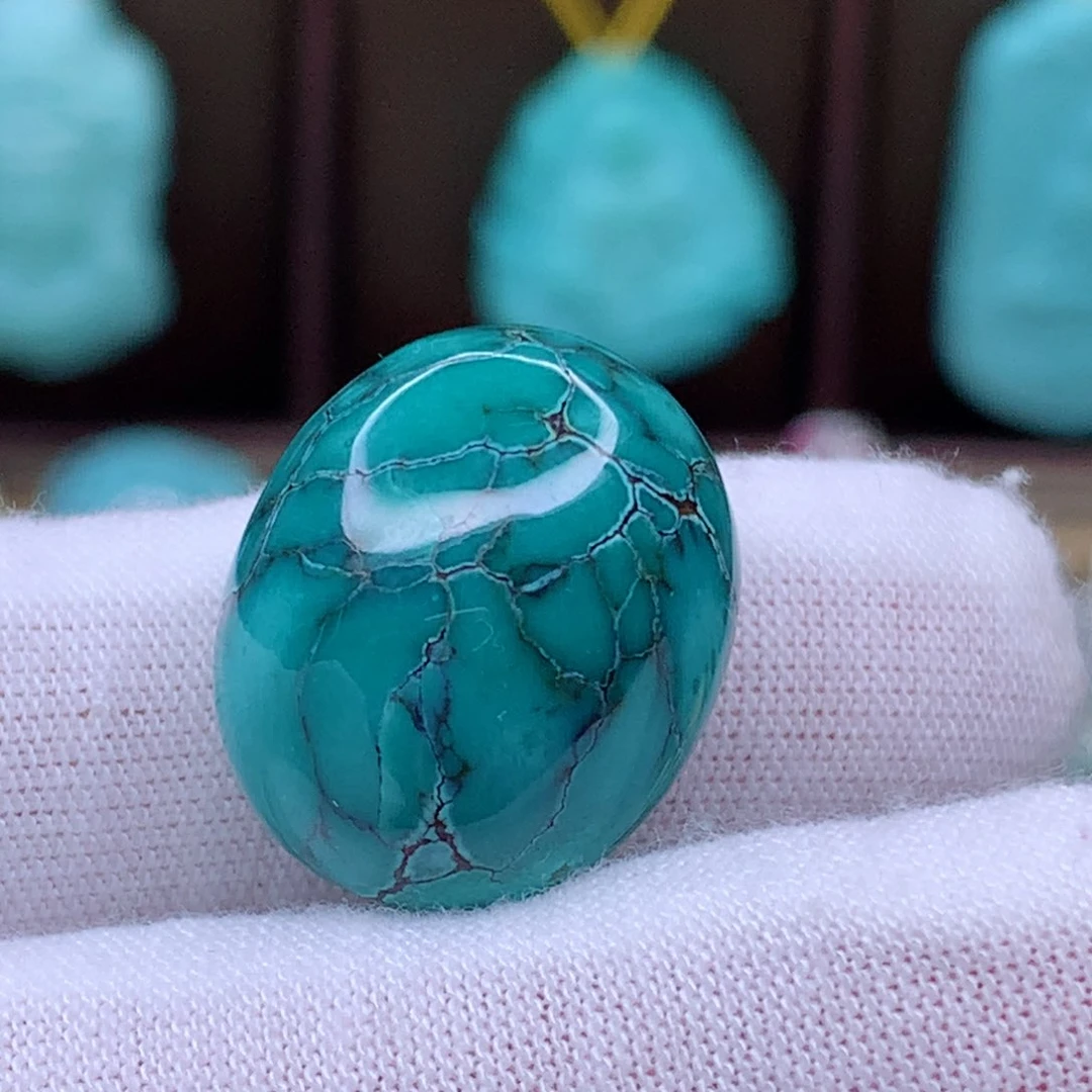 绿松石颈饰未镶嵌