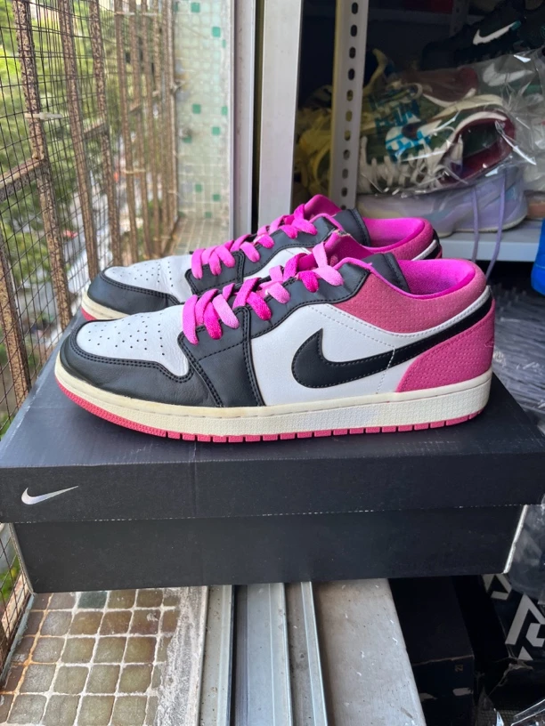 44码/Jordan AJ1low玫红 9新成色 公价1139 篮球鞋