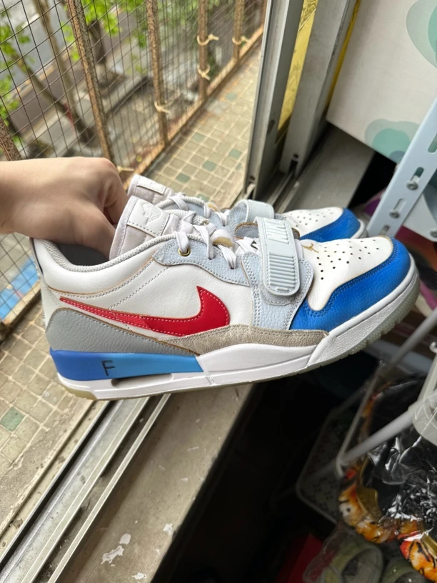 44.5码/Jordan AJ312low白蓝红 85新成色 公价559 篮球鞋