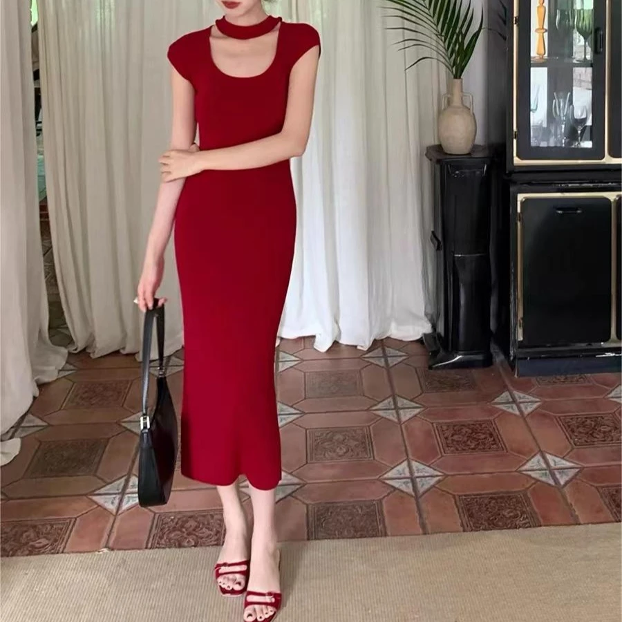 显瘦包臀裙子法式气质修身针织连衣裙夏季新款女装时尚收腰性感