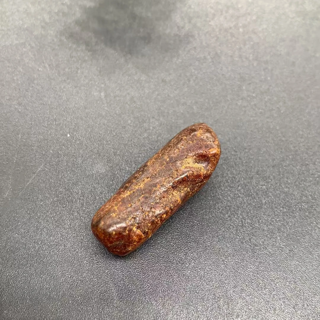 琥珀蜜蜡原石定制