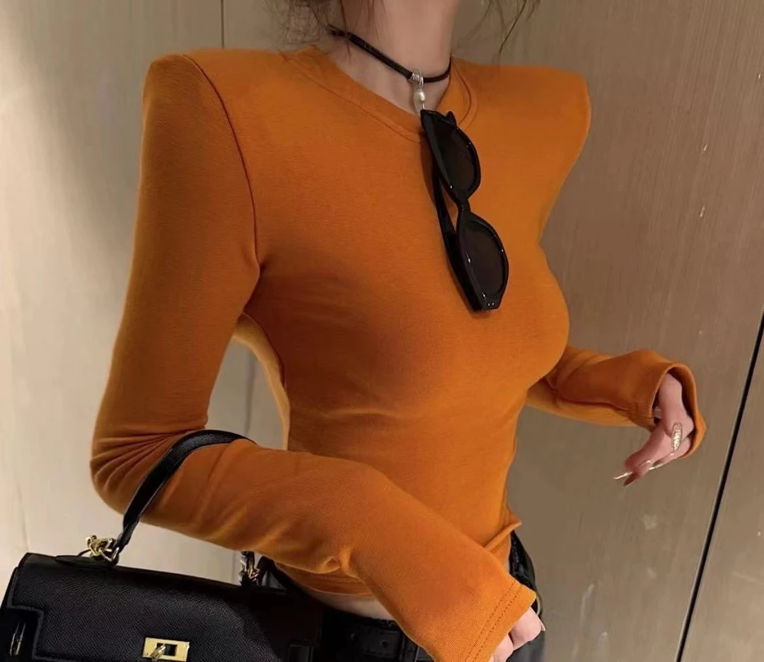 多巴胺服装女修身圆领正肩长袖T恤洋气垫肩磨毛加绒内搭打底衫秋