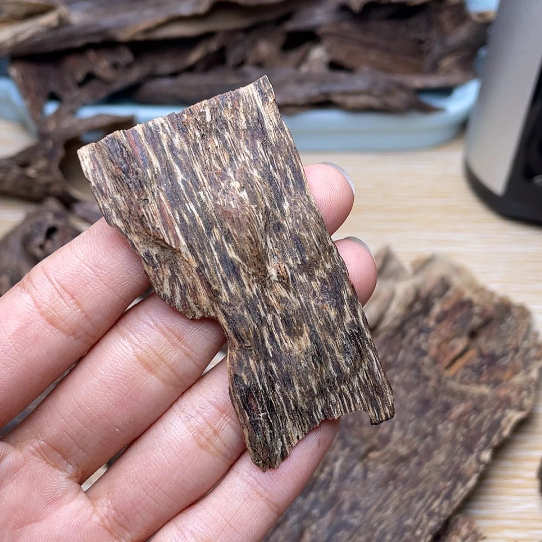 【闪购商品】沉香摆件朱*伟海南沉香老料2.3克