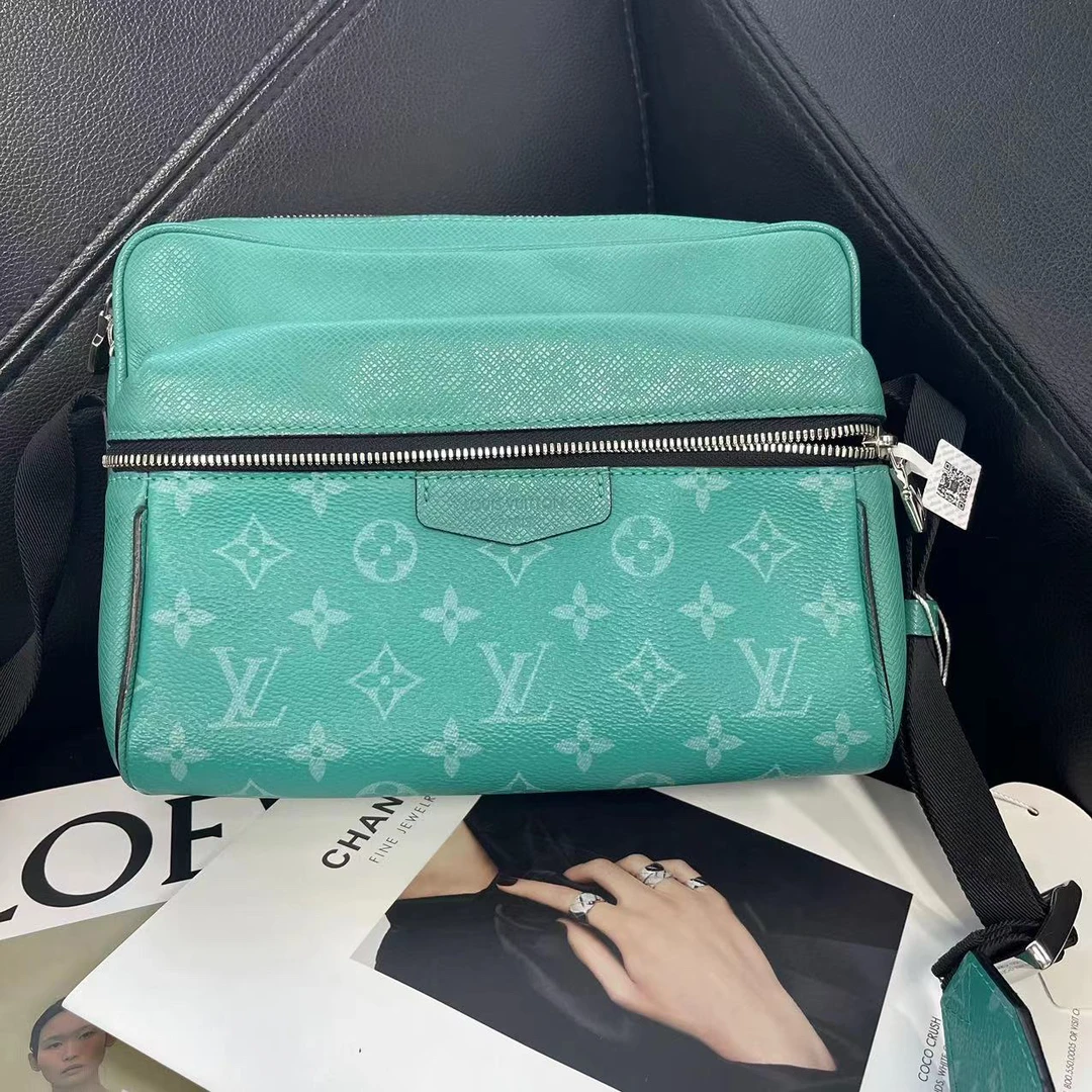 95新 LouisVuitton/路易威登 捐金沉珠/路易威登/LV/outdoor邮差