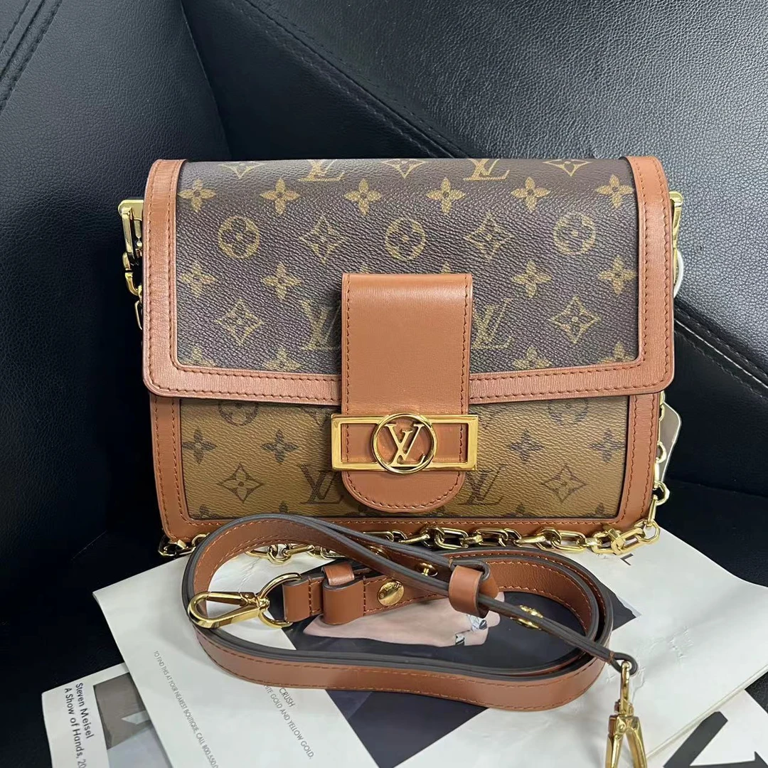 95新 LouisVuitton/路易威登 捐金沉珠/达芙妮中号/芯片新款
