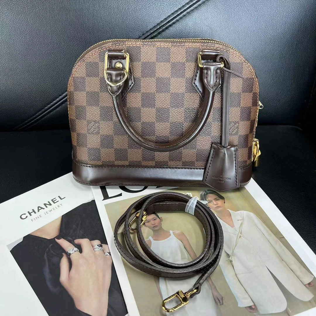 95新 LouisVuitton/路易威登 捐金沉珠/路易威登/LV/棋盘格贝壳bb