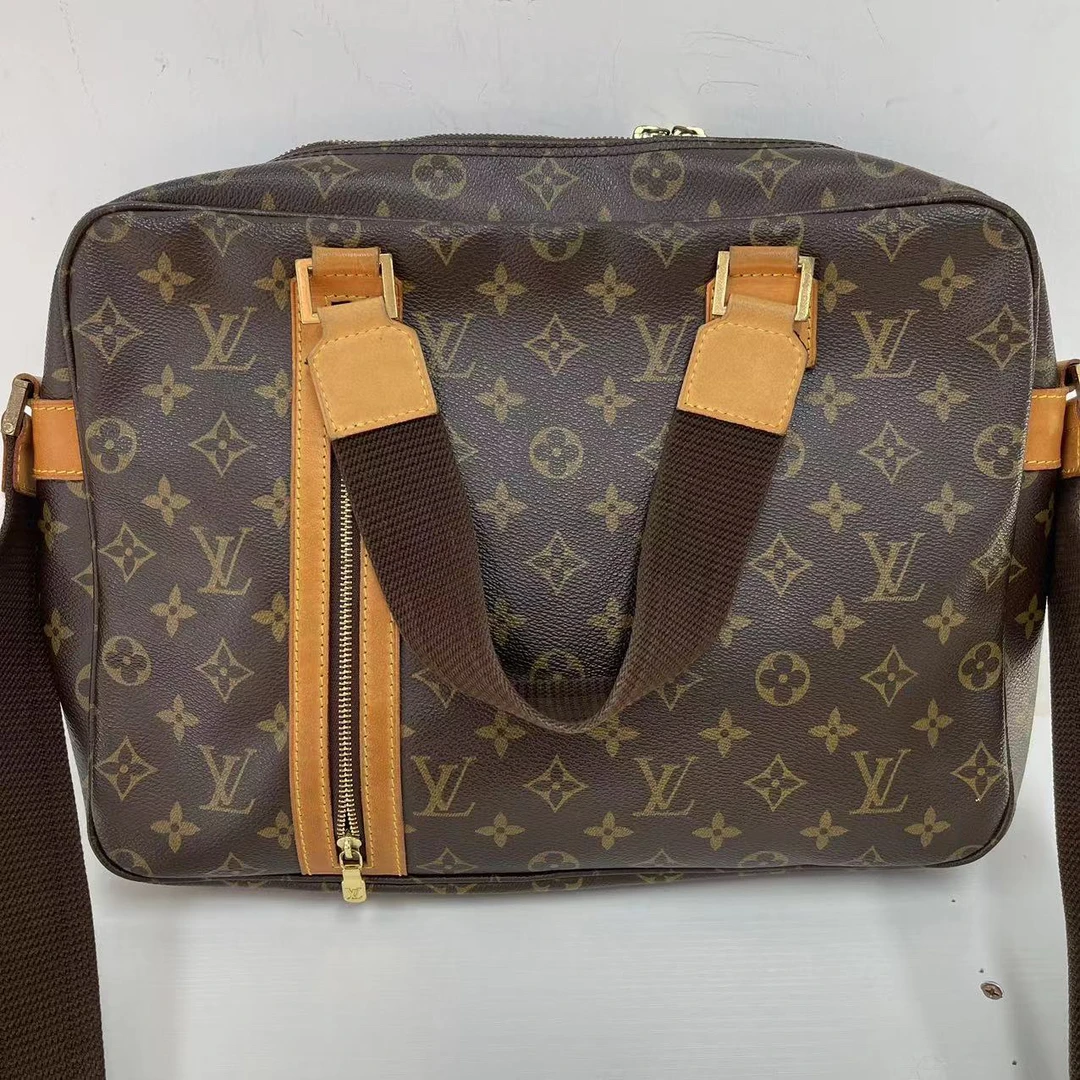 95新 LouisVuitton/路易威登 捐金沉珠/路易威登/LV/老花公文包