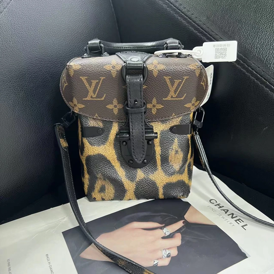 95新 LouisVuitton/路易威登 捐金沉珠/秀款盒子包