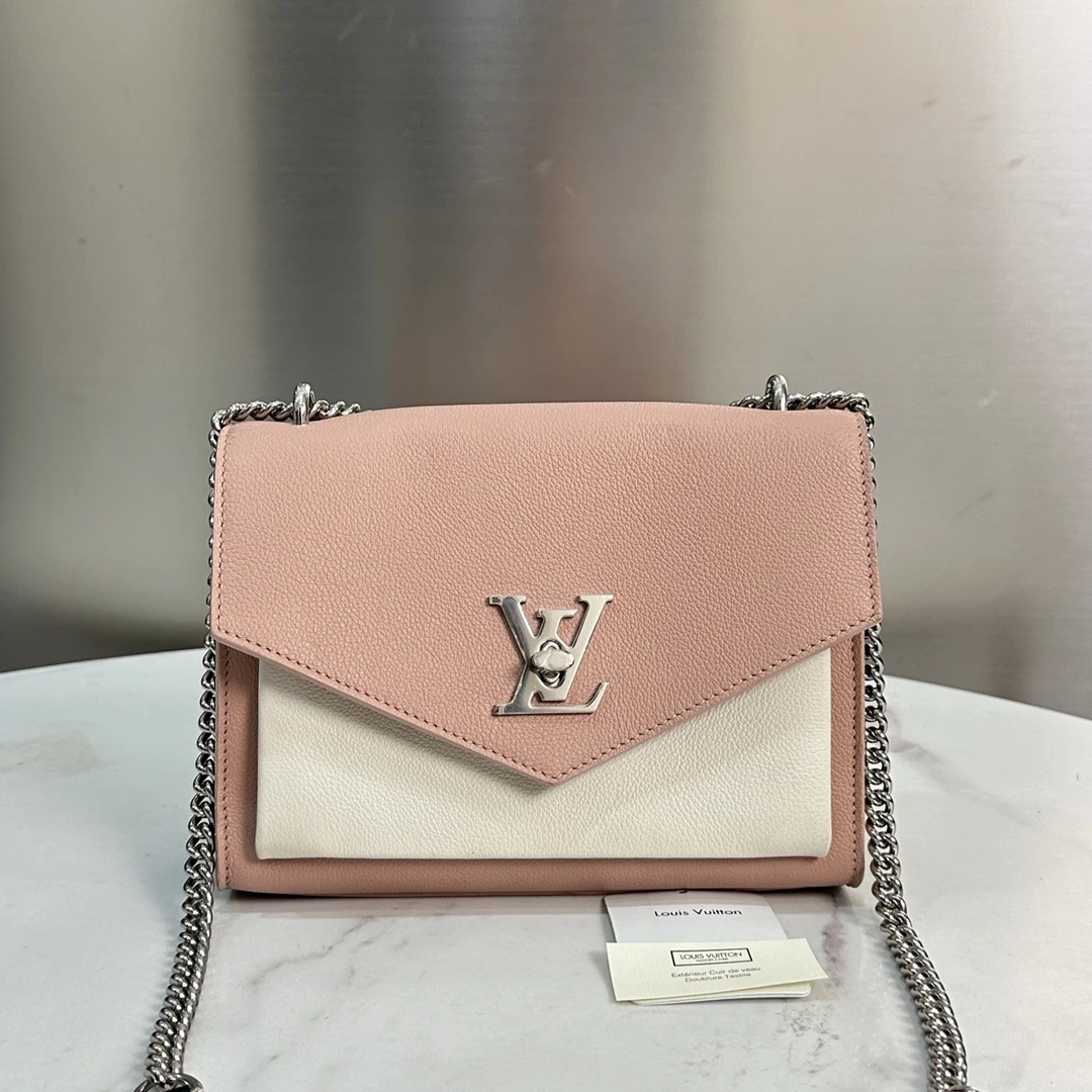 95新 LouisVuitton/路易威登 lockmebb粉色拼白全皮斜挎包9226785