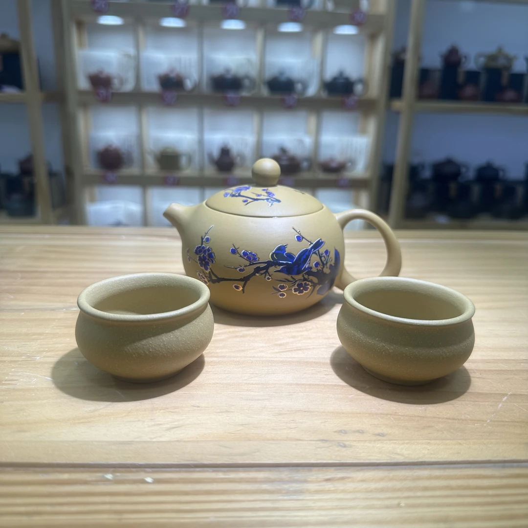 紫砂黄金段泥喜上眉梢西施壶（一壶两杯）（不带礼盒）