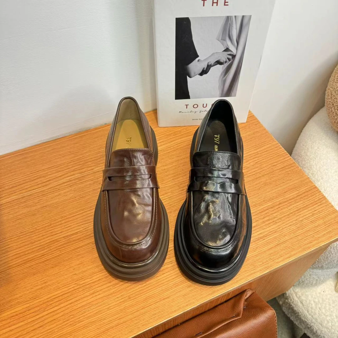 2024早秋新款设计师厚底时尚英伦风休闲软底圆头女士乐福鞋4489