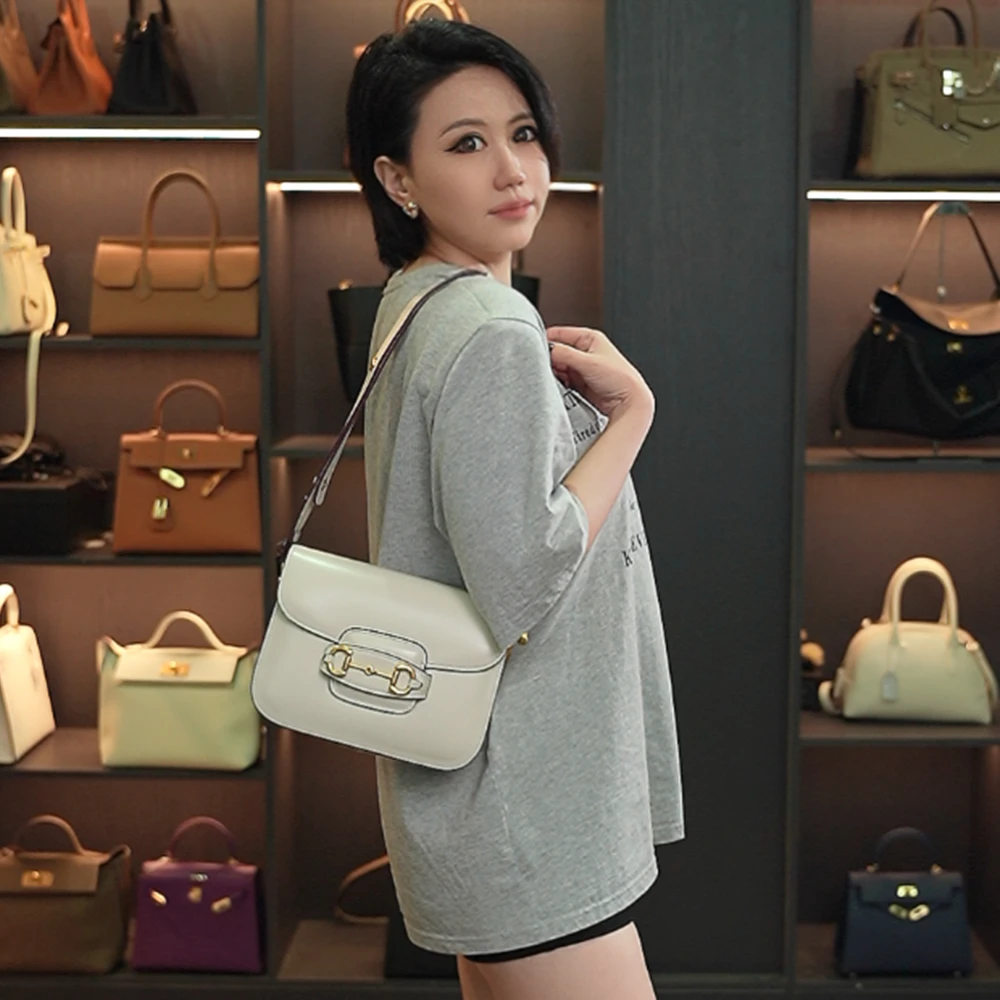 『高端玩家』XKY-6895-白色 新款百搭腋下包时尚斜跨女包 22*7*19