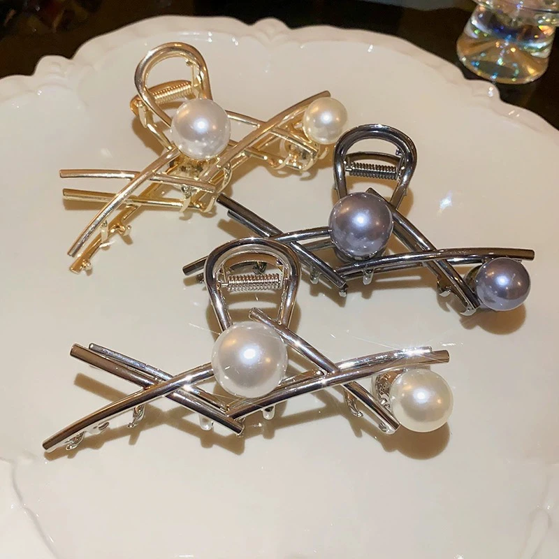 抓夹女网红新款高级感大号鲨鱼夹高端发夹头饰金属珍珠发卡夹子