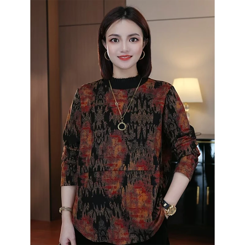 早春新款气质洋气百搭上衣高级内搭长袖减龄显瘦圆领印花时尚小衫