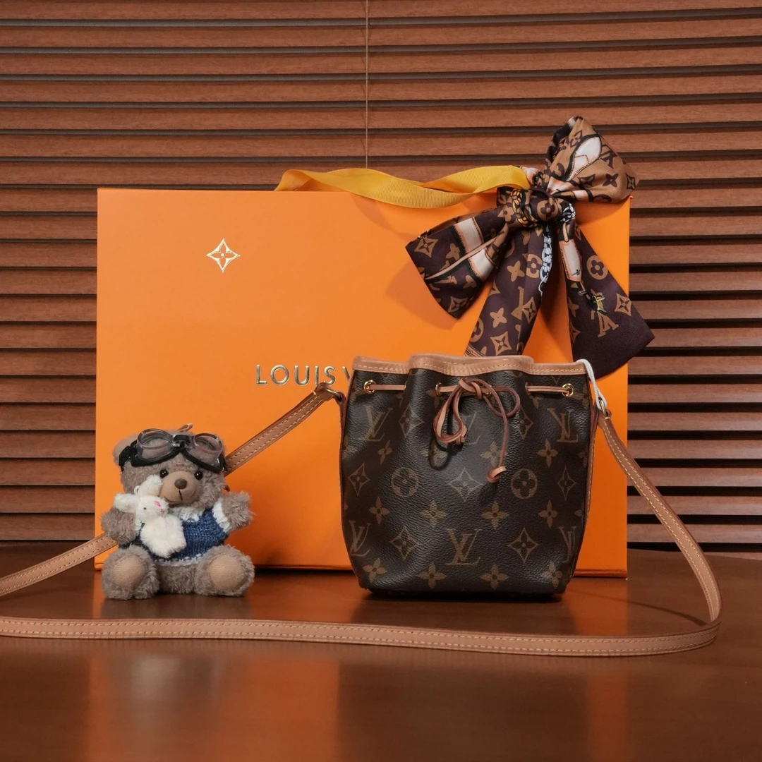 95新 LV nanonoe抽绳小水桶/优尔严选/52650