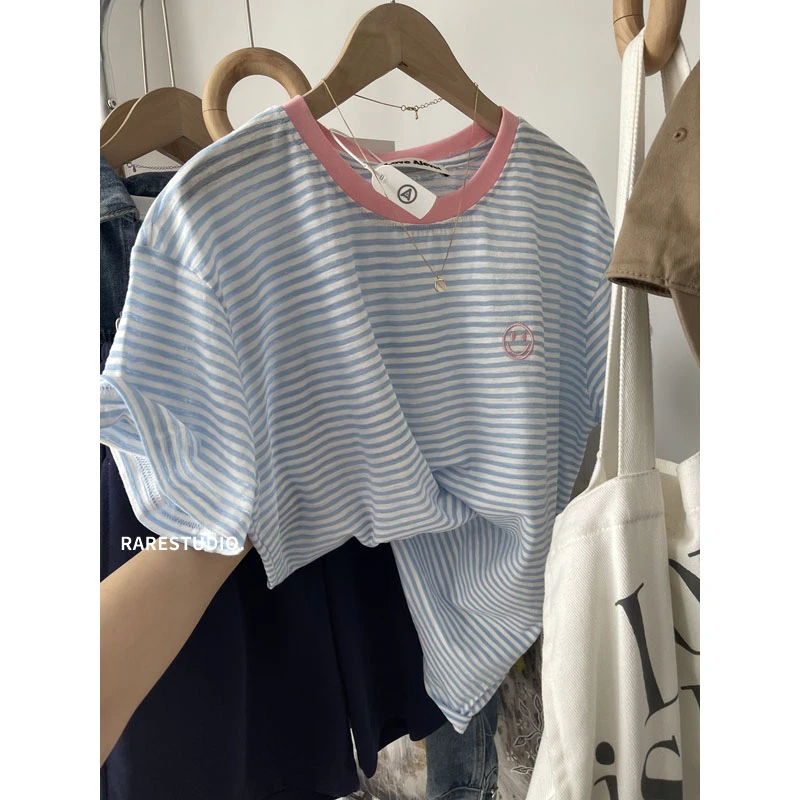 胖妹妹大码多巴胺糖果色撞色条纹刺绣笑脸短袖T恤洋气女夏季上衣