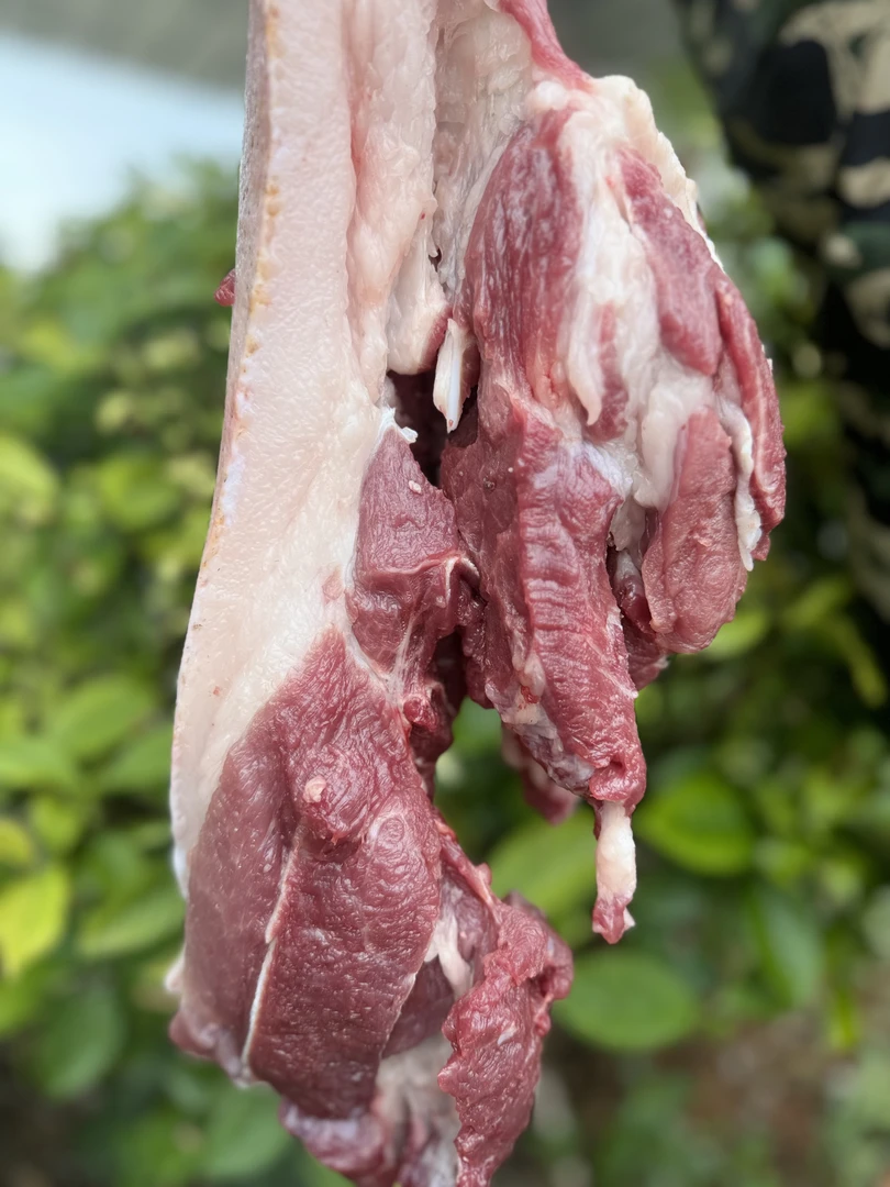 新鲜农村熟食土猪肉【现称现拍】
