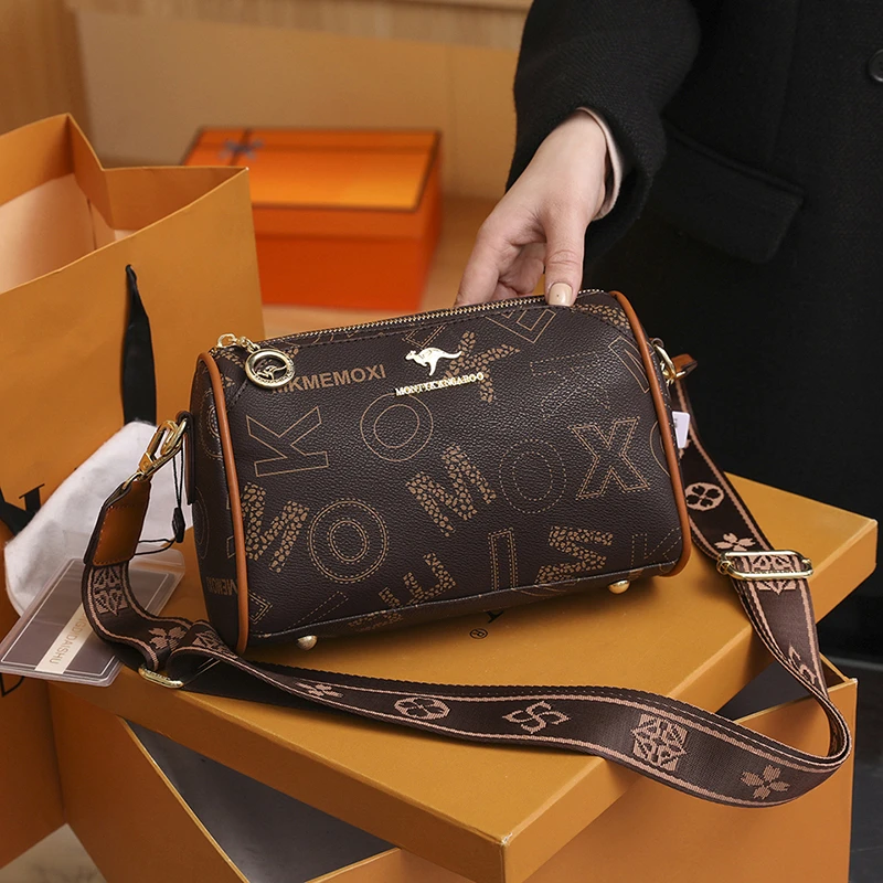 2023高级感波士顿包包女新款大容量印花三层时尚百搭单肩斜跨包