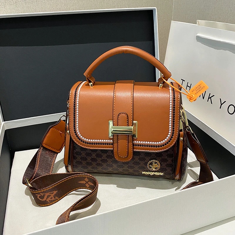 新款秋冬时尚百搭简约休闲质感高级通勤大容量手提单肩斜跨女士包