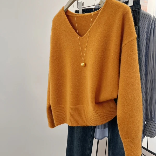 秋冬季女装时髦洋气宽松慵懒风套头毛衣橘色v领针织衫可外穿上衣