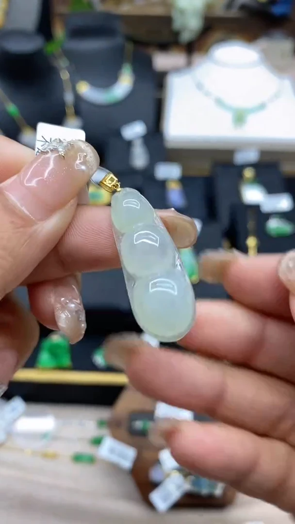 【闪购商品】翡翠颈饰18K金镶嵌净货5749