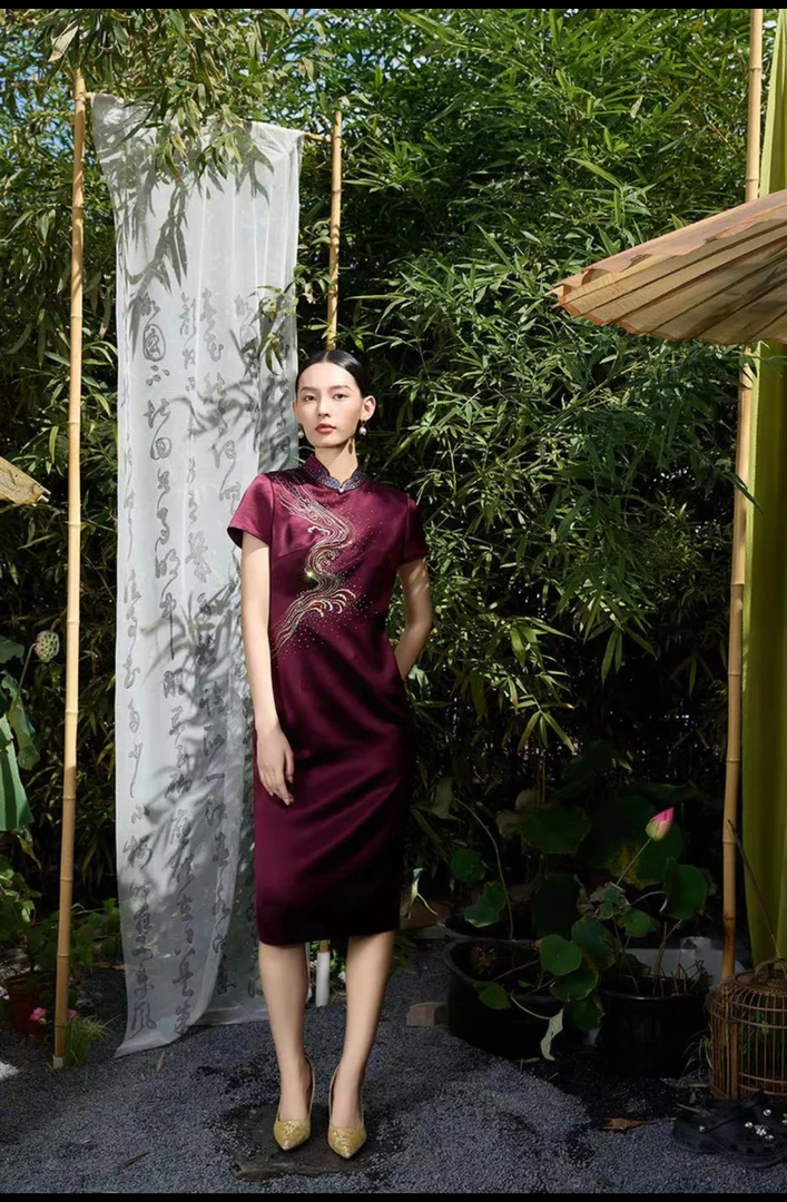 170092中国风旗袍中式时尚修身显瘦气质酒红色中长款