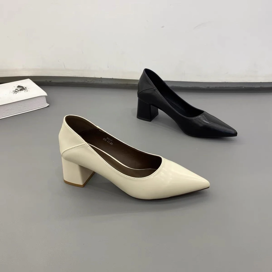 【200】日常舒适软皮尖头高跟鞋88926