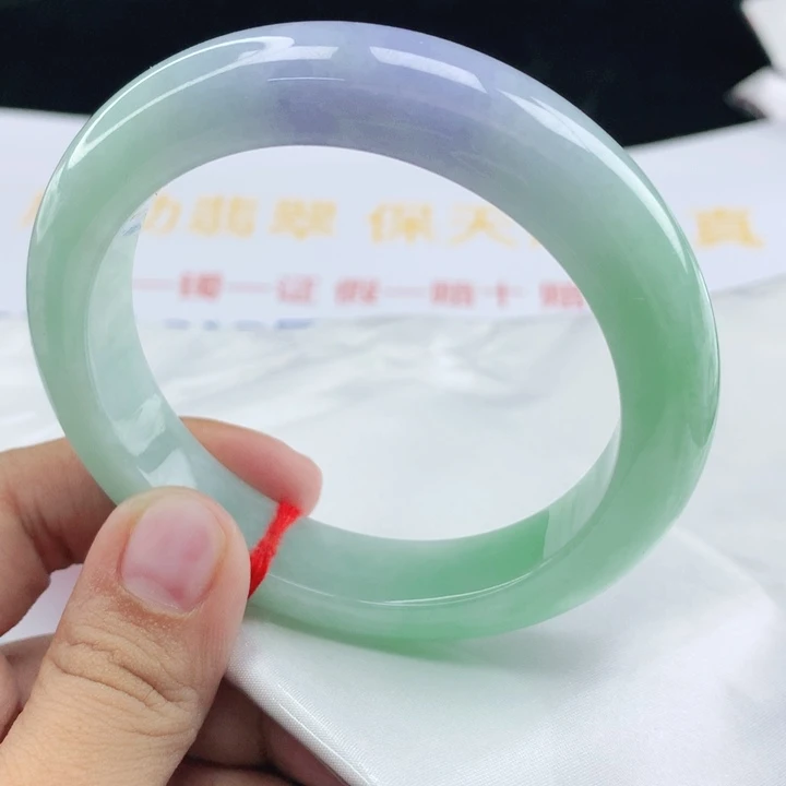 翡翠手镯未镶嵌59圈