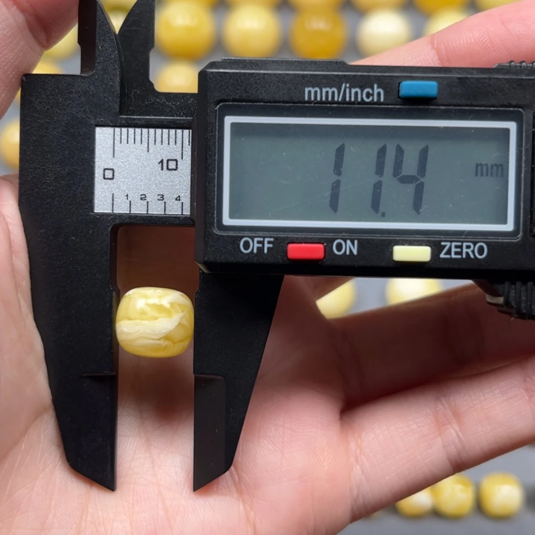 【闪购商品】琥珀裸石未镶嵌风
