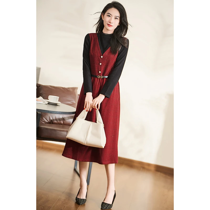 红色显白贵气时尚迪欧芙2024年秋冬新款长袖连衣裙女装#QLQ17442