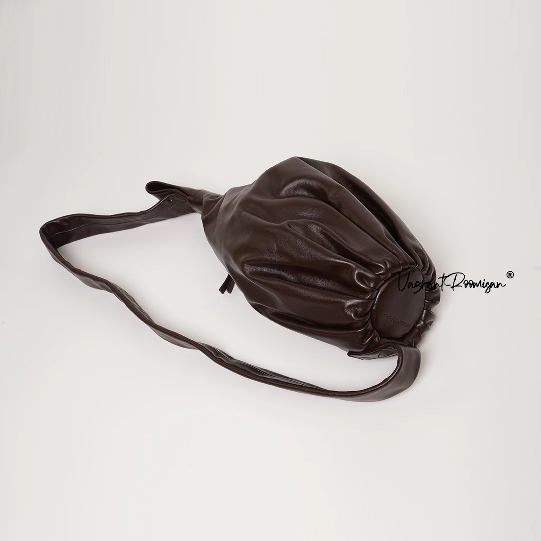 Mairesallo【羊皮简约幸运水桶包】松弛氛围感单肩斜挎包24522