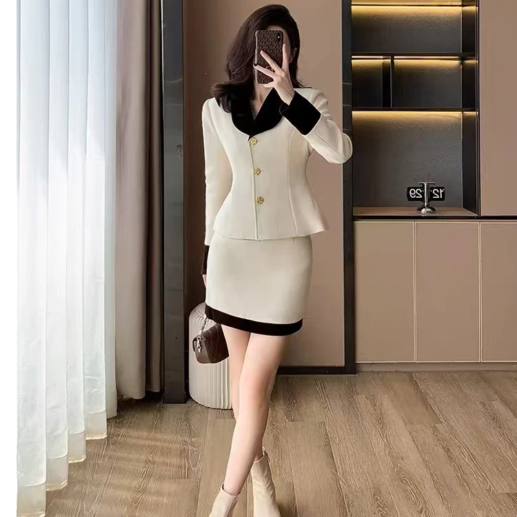 【钟意】B046白色套装P5674