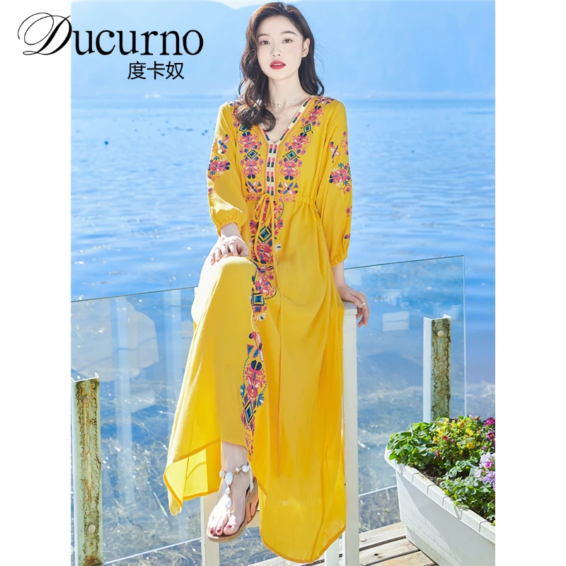 复古连衣裙法式洋气修身显瘦裙子黄色旅游拍照长裙海边度假沙滩裙