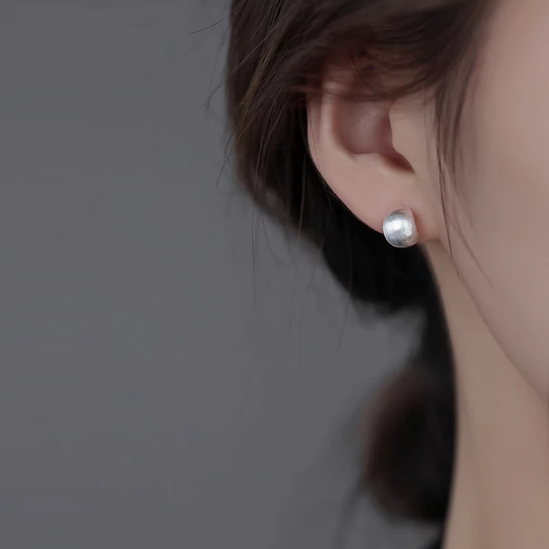 925银耳饰 925银半圆银色耳钉网红小众女款夏季百搭气质拉丝耳环